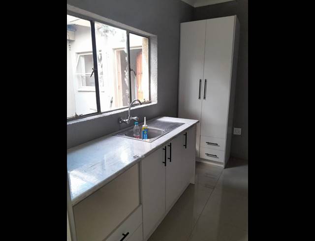 0 BEDROOM PROPERTY TO RENT IN ROODEPOORT CENTRAL